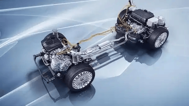 在廣大車企進行插混、增程技術(shù)升級的背景下,新能源汽車市場各大技術(shù)路線的份額和增速會有變化嗎?