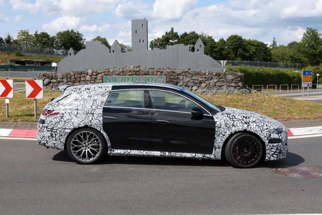 最新法拉利亮相,最小艾尼氪曝光