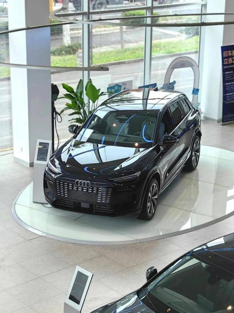 全新“融合直售”模式助推Q6L e-tron上市,一汽奧迪放大招啦!