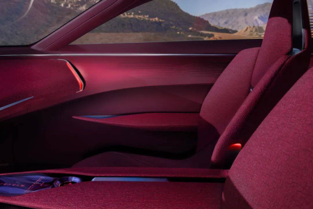 凱迪拉克發布 Elevated Velocity 跨界概念車