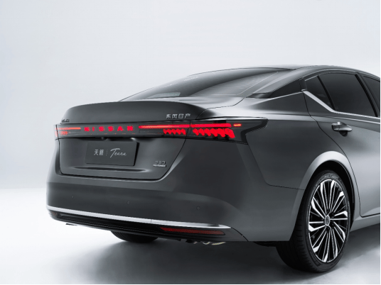 東風日產天籟PLUS公告圖發布,新能源感設計驚艷亮相!