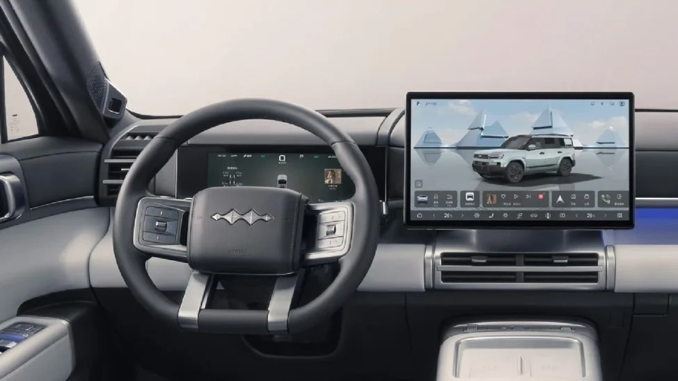 自研音響、可外接平板電腦，比亞迪方程豹鈦7更多內(nèi)飾官圖公布