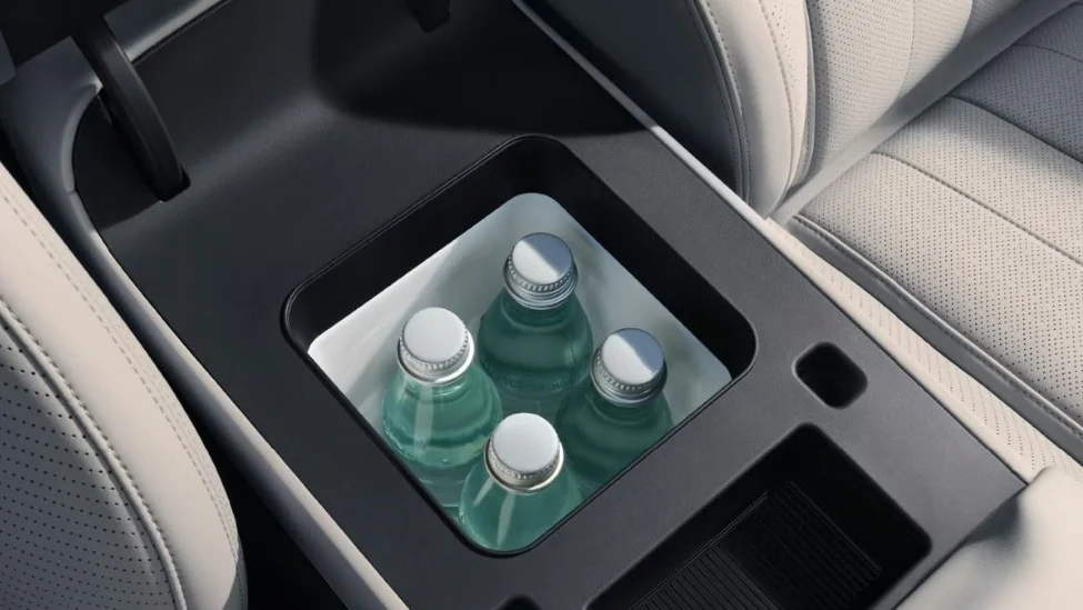 自研音響、可外接平板電腦，比亞迪方程豹鈦7更多內(nèi)飾官圖公布