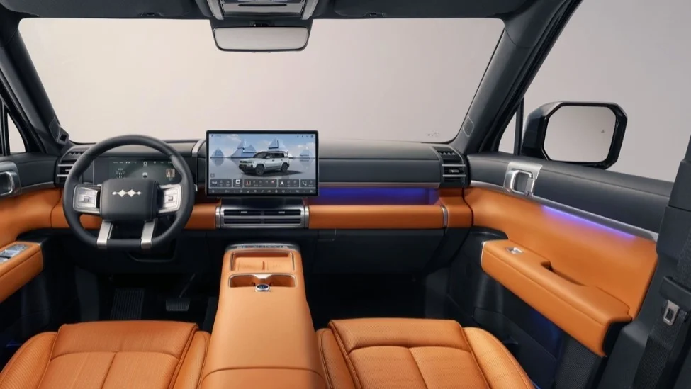 自研音響、可外接平板電腦，比亞迪方程豹鈦7更多內(nèi)飾官圖公布