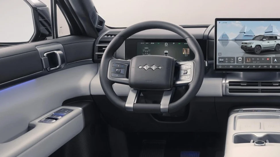 自研音響、可外接平板電腦，比亞迪方程豹鈦7更多內(nèi)飾官圖公布