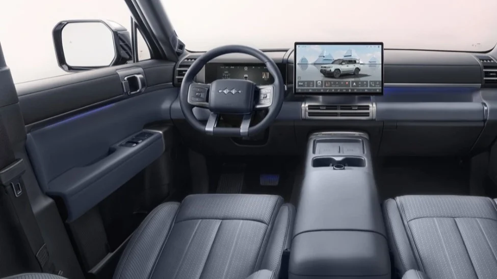 自研音響、可外接平板電腦，比亞迪方程豹鈦7更多內(nèi)飾官圖公布