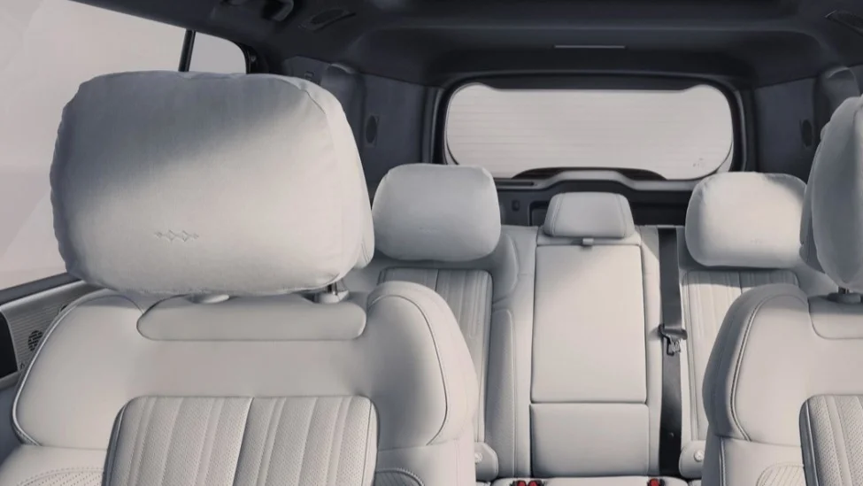 自研音響、可外接平板電腦，比亞迪方程豹鈦7更多內(nèi)飾官圖公布