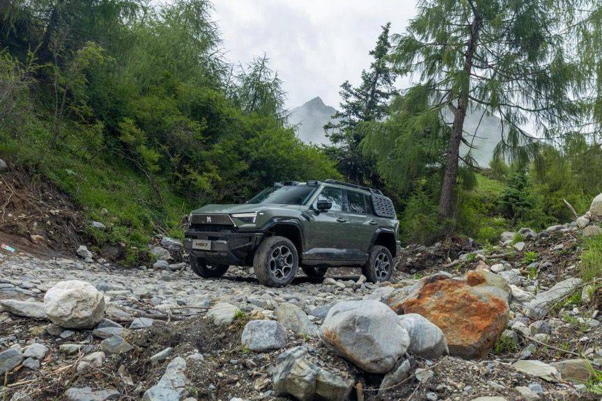 猛士M817以“五全實力”定義智能越野新標桿