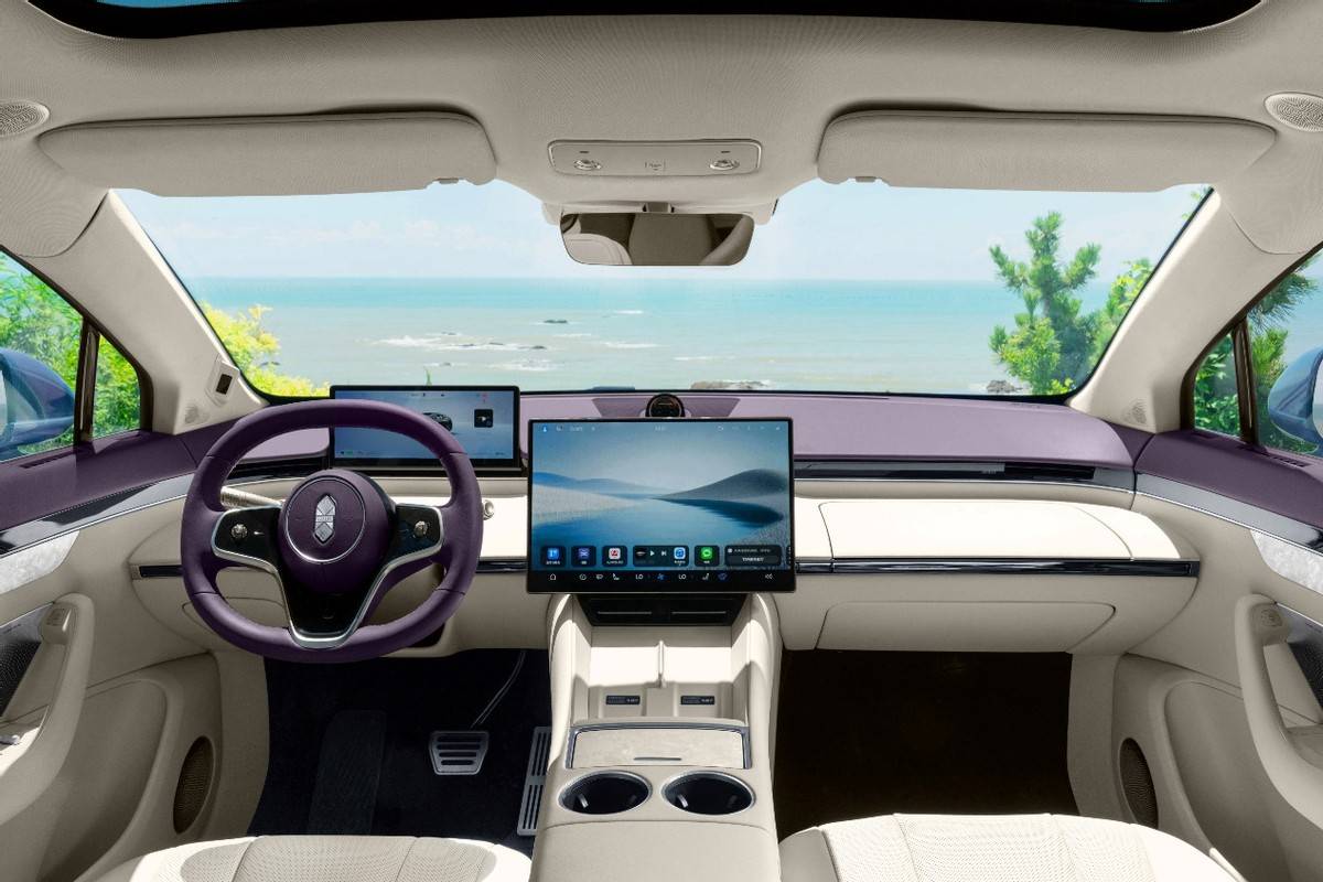 智界首發(fā)車內(nèi)外對話功能,智界R7/S7預(yù)訂成市場爆款