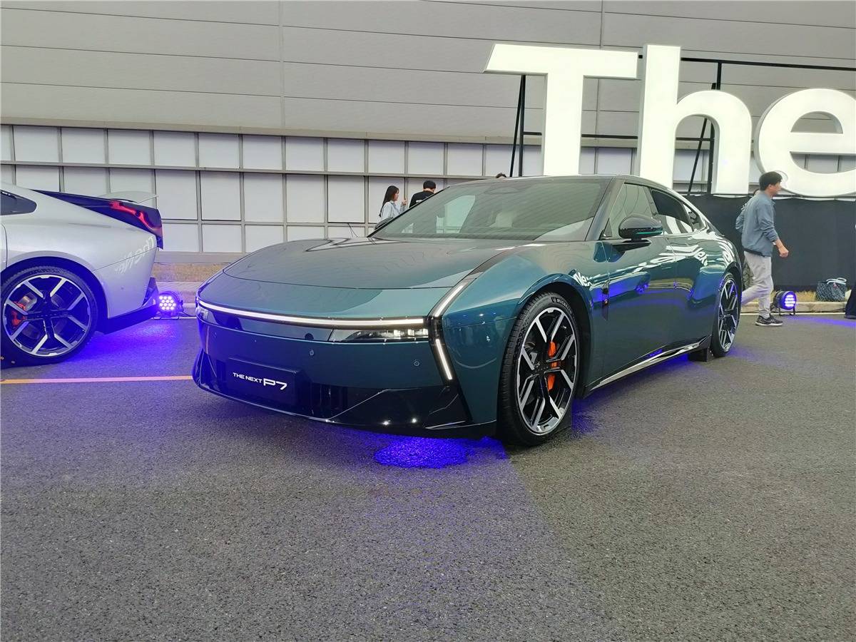 真正會思考的智駕,全新小鵬P7售21.98萬元起