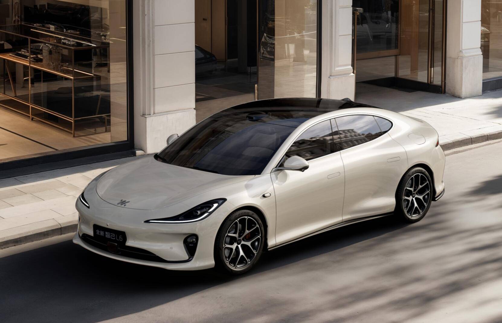 中大型轎車市場有點慘 1-7月銷量榜單出爐 僅一款過十萬 奧迪A6L第二