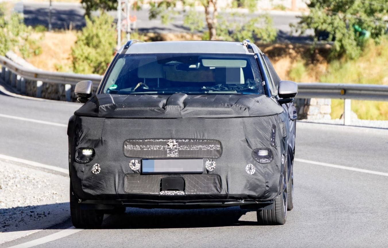 全新方盒子造型 采用混動與插混動力 現代新一代途勝諜照曝光