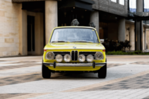 換上特斯拉電機的寶馬2002,快了不止一點點