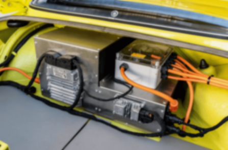 換上特斯拉電機的寶馬2002,快了不止一點點