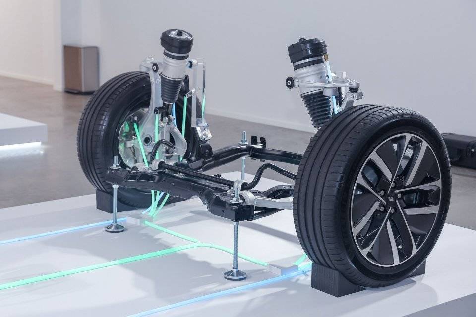 又一高端配置白菜價?比亞迪新產線曝光,網友:知道為啥它總挨罵了