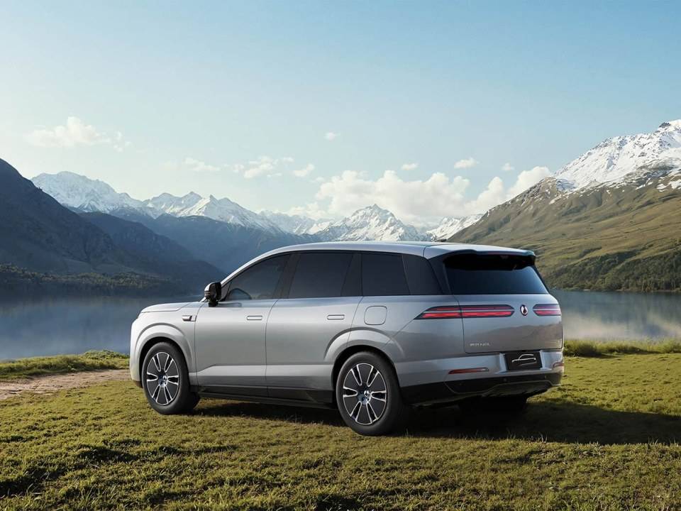 又一高端配置白菜價?比亞迪新產線曝光,網友:知道為啥它總挨罵了